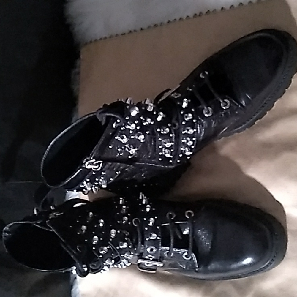 ZARA COLLECTION BLACK BOOTS